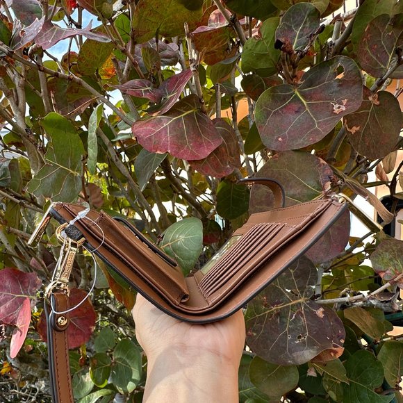 Michael Kors Jet Set Travel Large Double Zip Phone Wallet Wristlet MK Brown - Picture 4 of 9